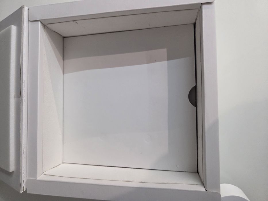 Видеопроектор XGIMI Elfin 1080p, Android TV, 800 ANSI лумена, Вградени