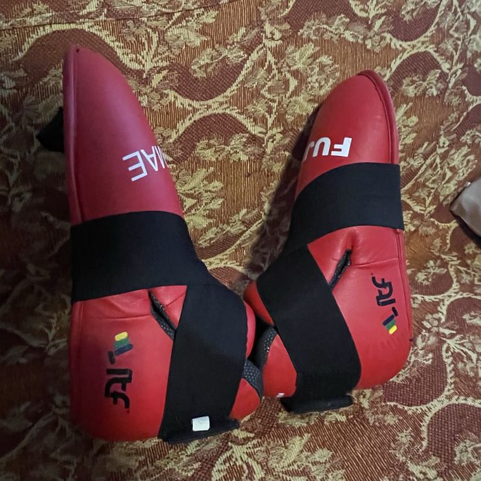 Vand manusi si botosei fujimae (Taekwon-do ITF)