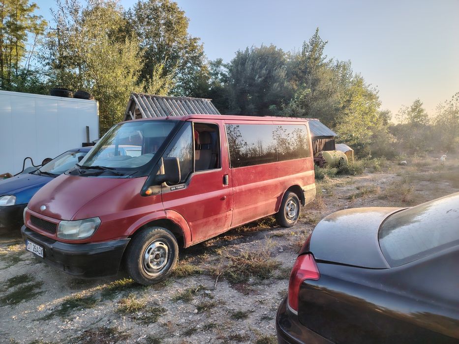 Vand Ford transit pentru dezmembrări sau camp