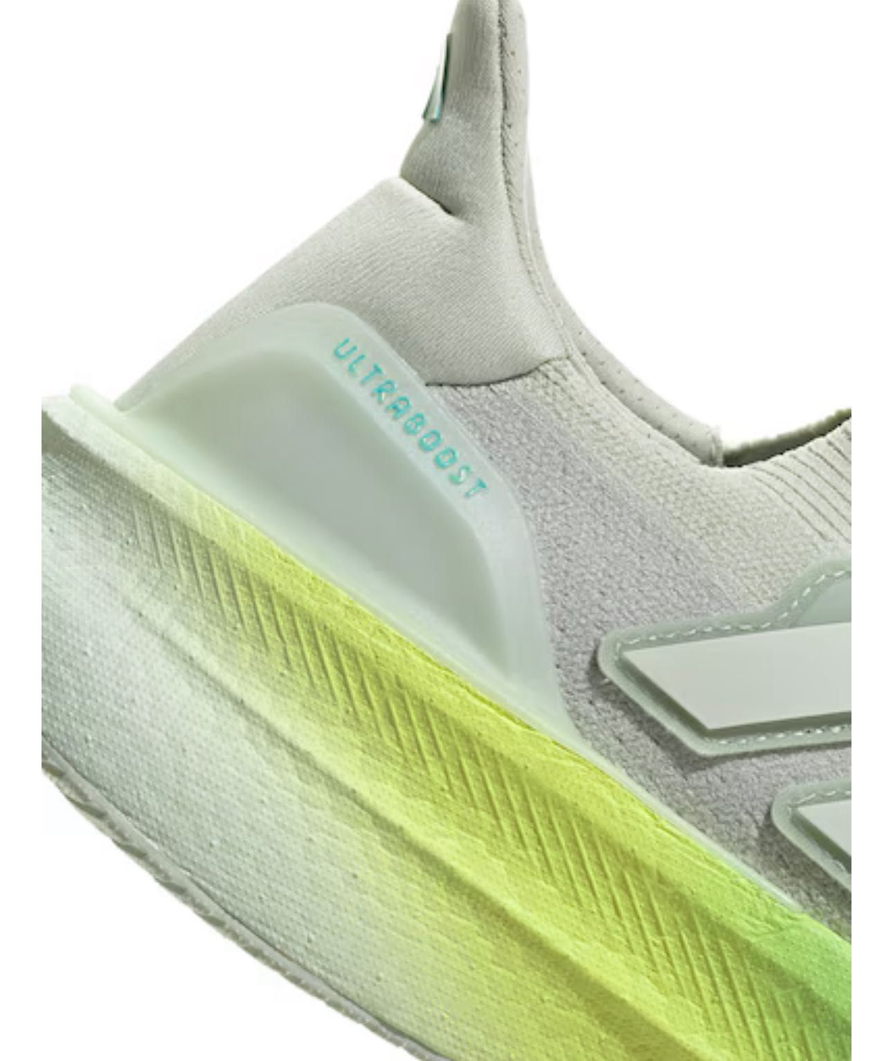 adidas Performance
Обувки за бягане с мрежа Ultraboost 5