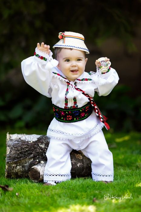 Costum popular baieti de Maramureș!