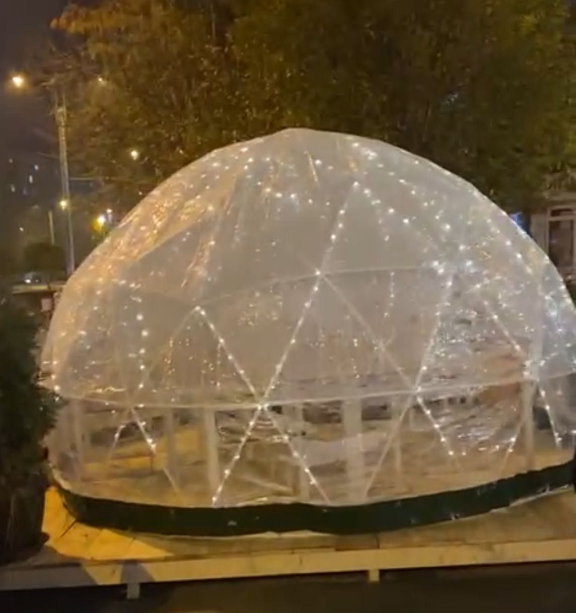 Iglu de vanzare 2200 ron