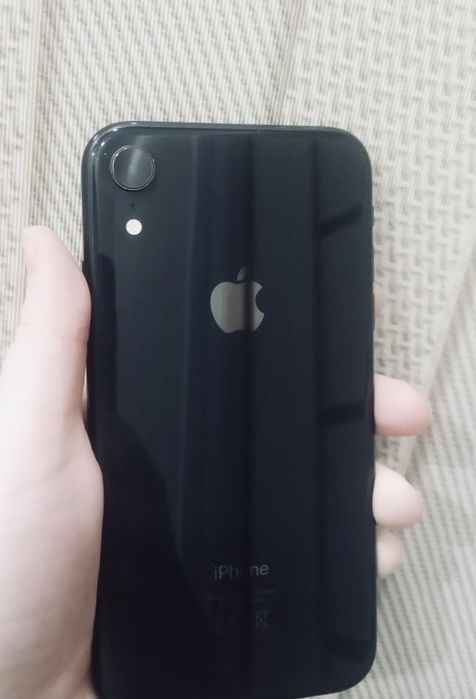 Продам айфон xr