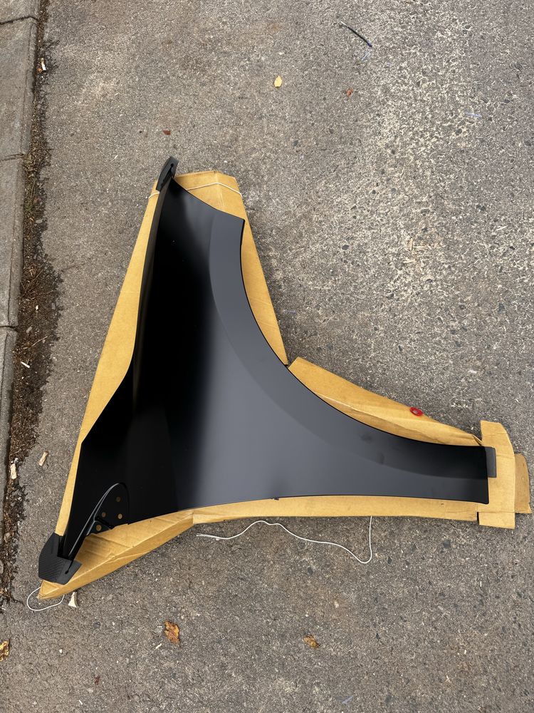 Aripa fata stanga dreapta Renault Megane 2008 2009 2010 2011 2012 2013