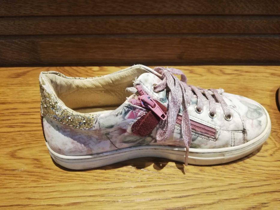 Pantofi Monnalisa originali pt fete, marimea 34