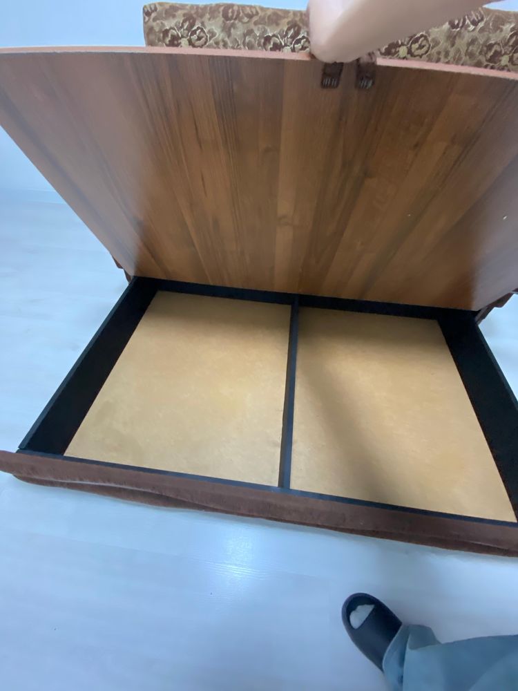 Продам диван срочно