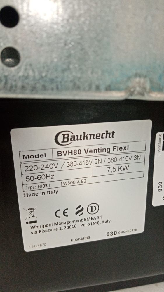 Plita cu hota incorporata Bauknecht( Whirlpool )