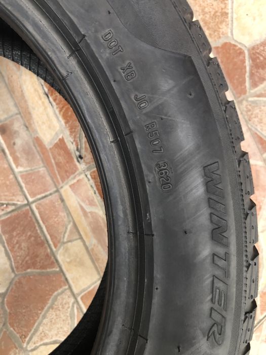215 55 17 Pirelli de iarna