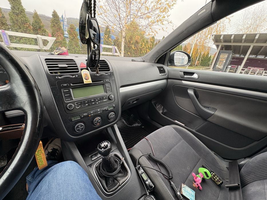 De vanzare jetta 1.9 / 2006