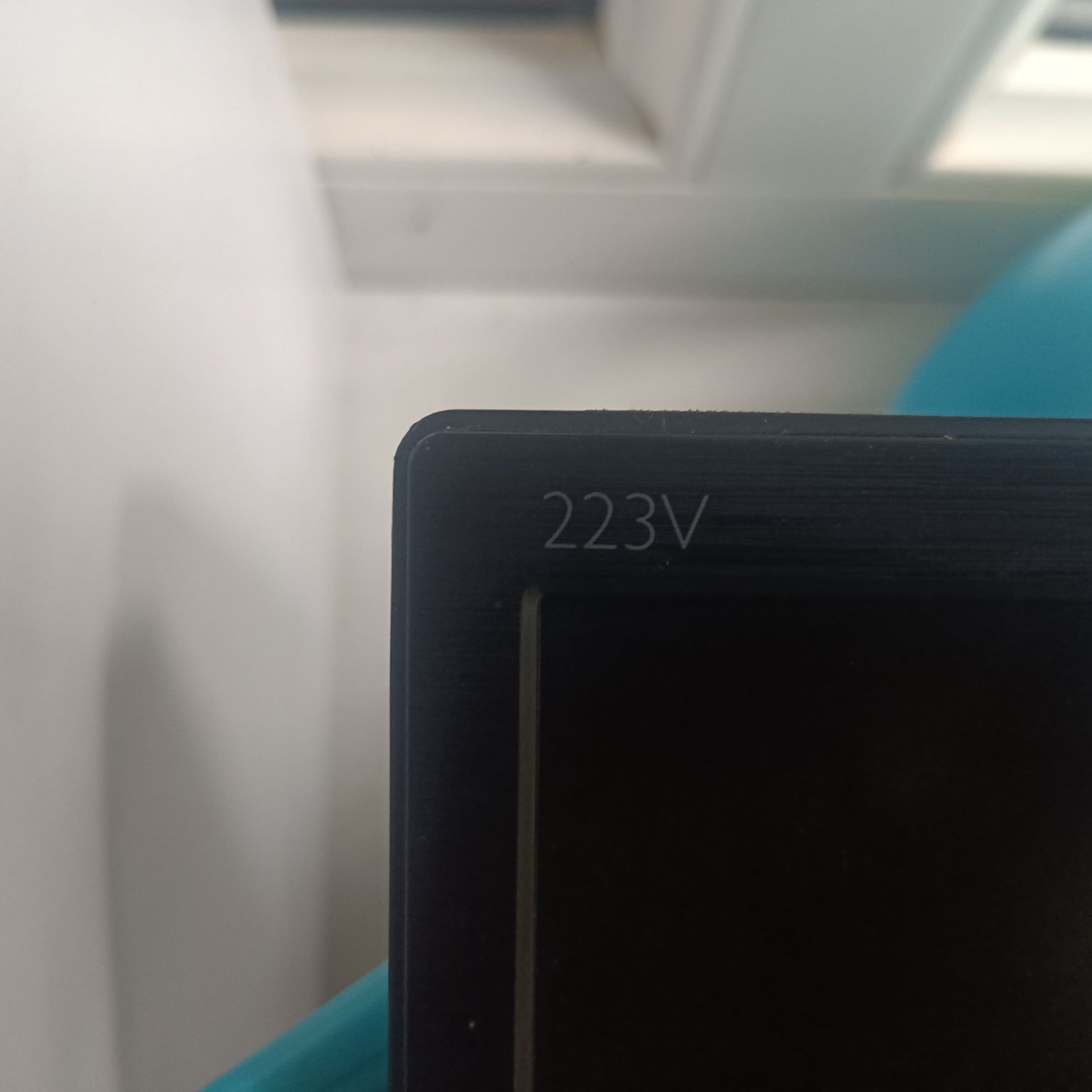 Монитор 22 дюйма б/у