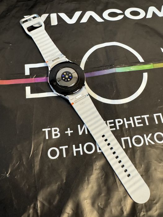 КАТО НОВ 44mm Samsung watch 7 BT Vivacom Гаранция 2026 Silver