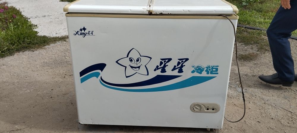 Продам морозильник