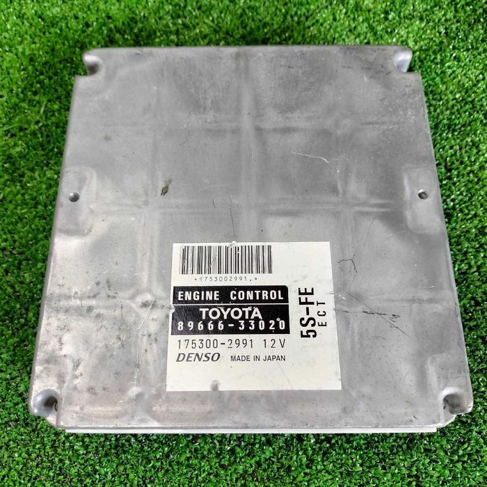 Продам Компьютер двигателя ЭБУ Toyota Camry 2,2 номер 89666 // 33020