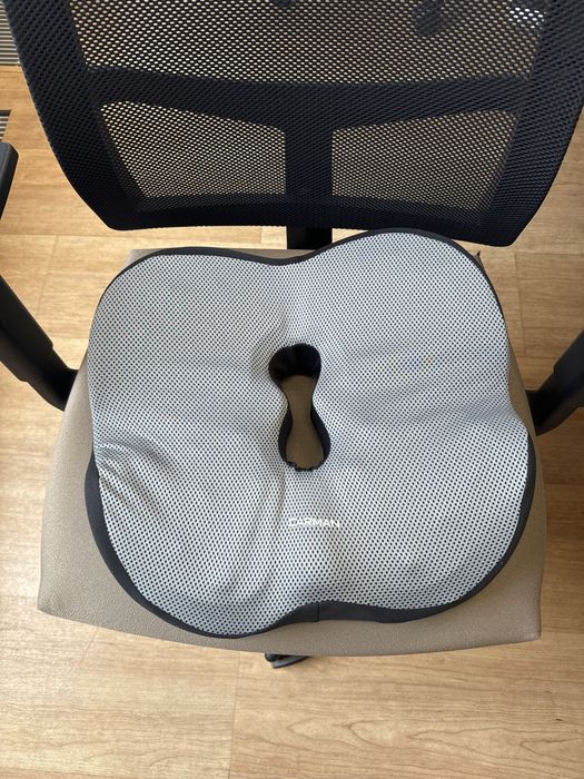 Продам сидушку на стул