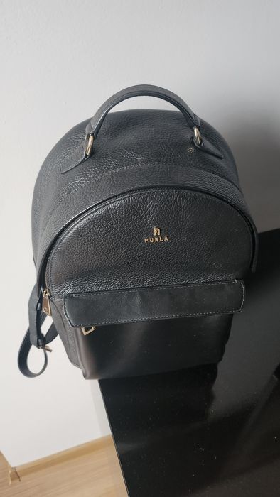 Раница Furla, черна естествена кожа