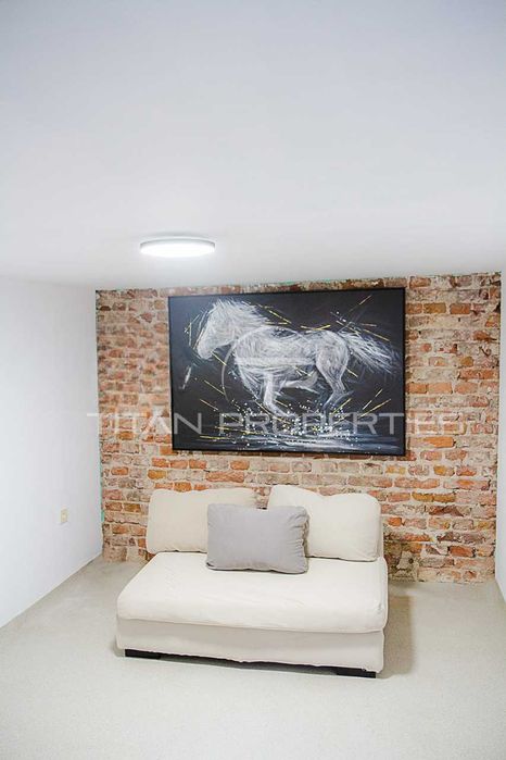 Продава се Етаж от къща в Пловдив, Център - 88 кв.м за 2023 €/кв.м - Снимка #4