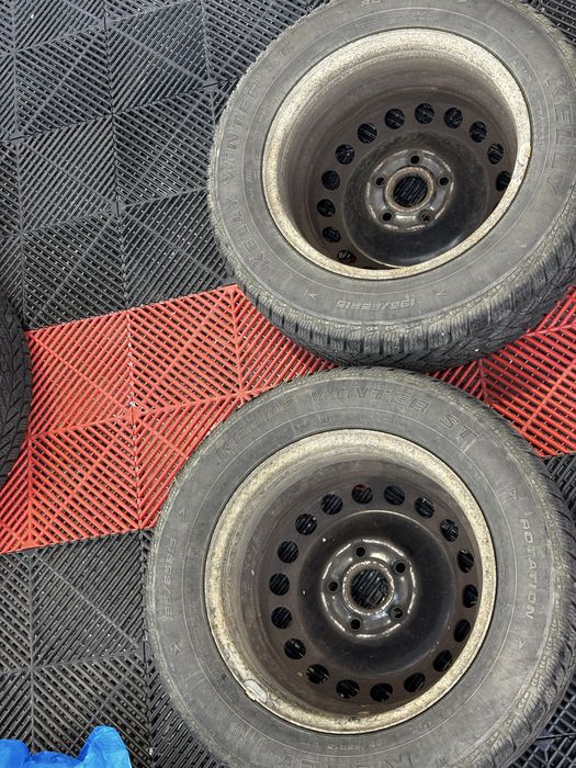 Jante cu cauciucuri de iarna