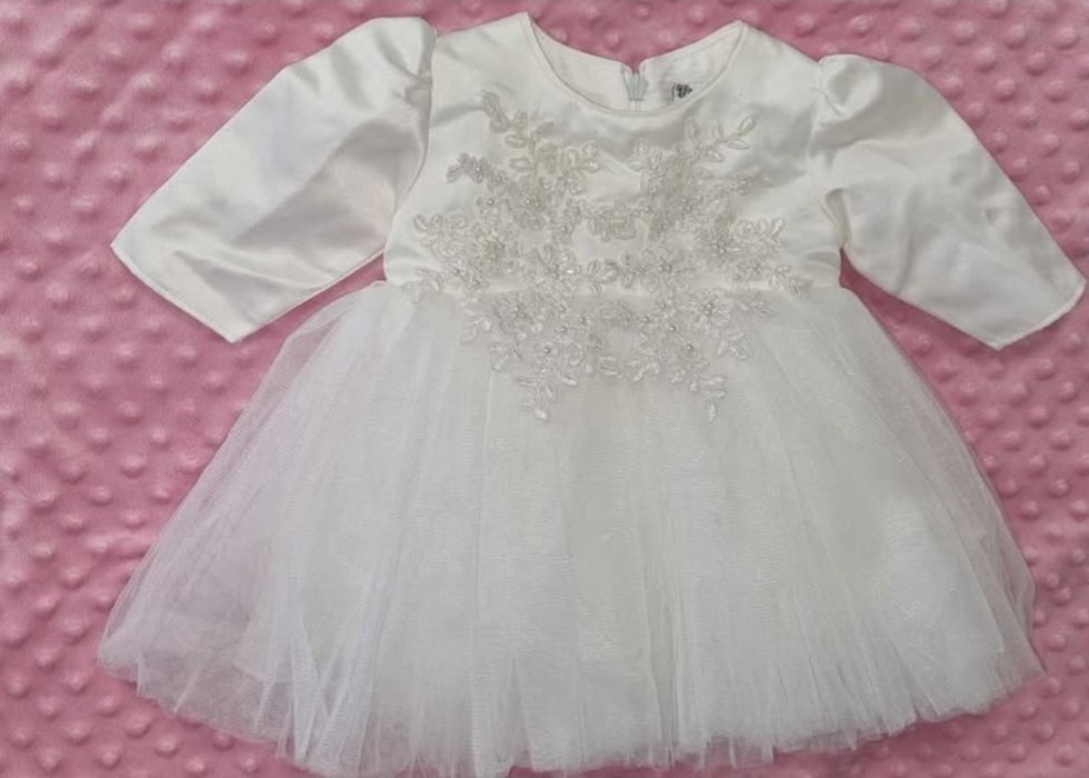 Rochiță bufantă de fetițe