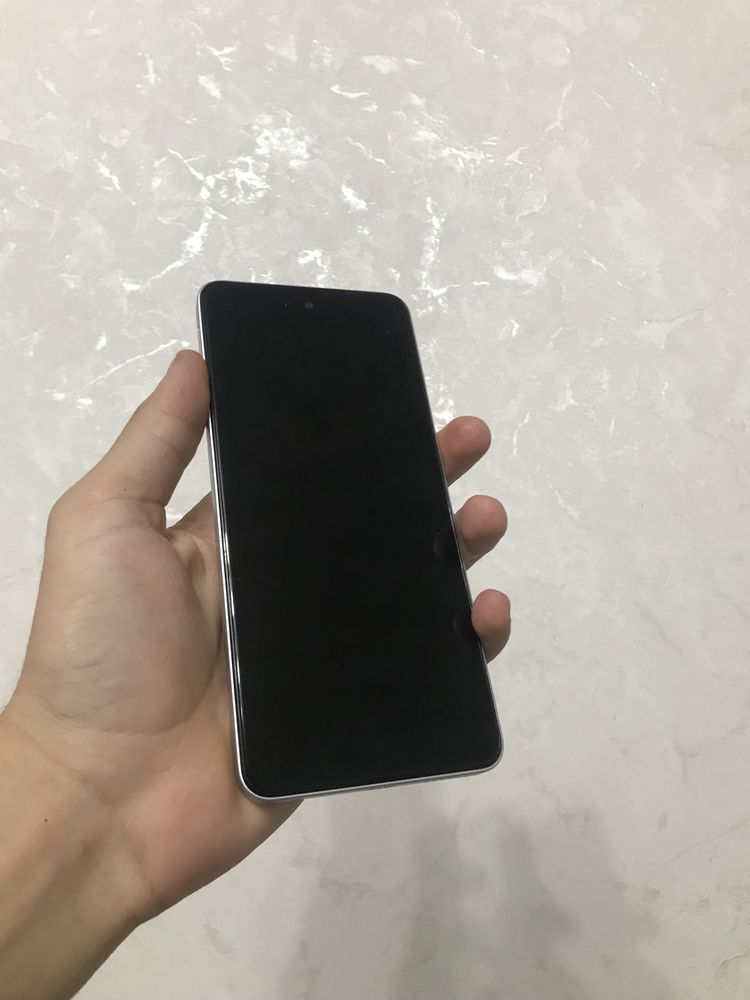 TECNO SPARK 30 с гаранте