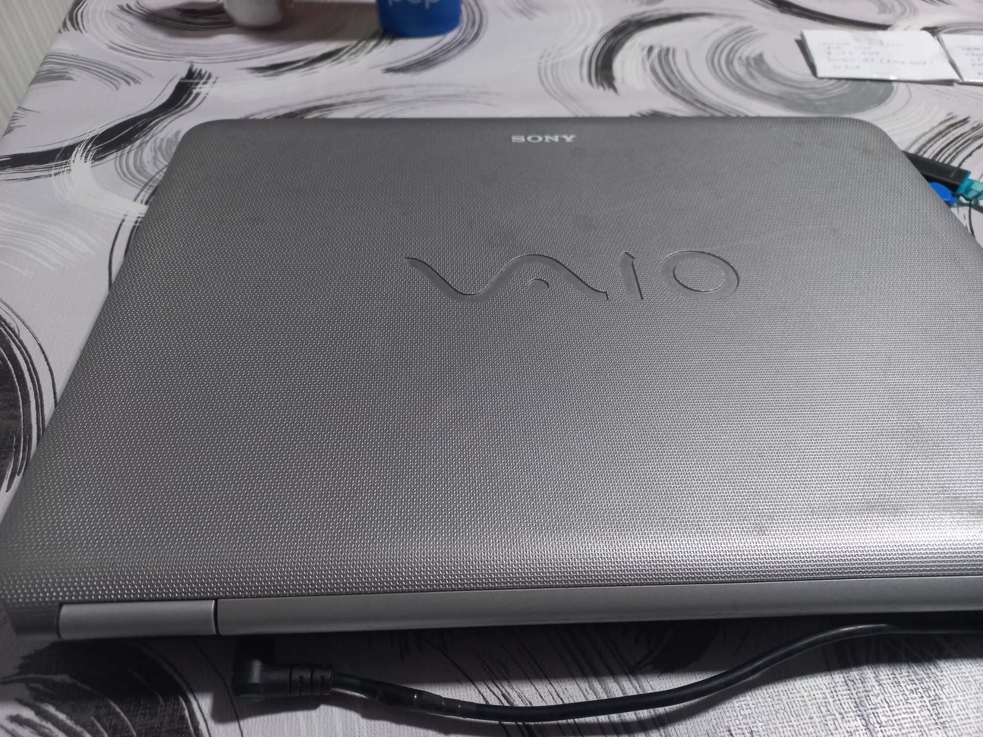 Laptop Sony Vaio PCG 7z1m
