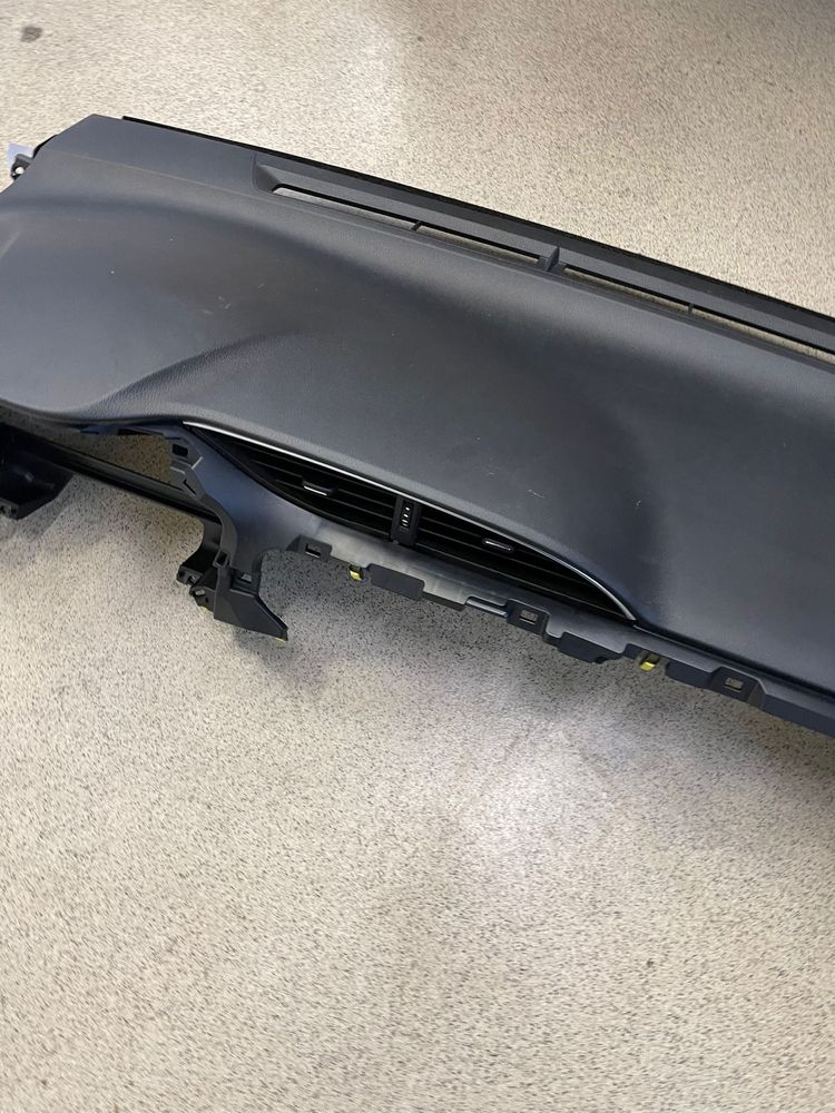 Plansa bord toyota yaris 2014-2019