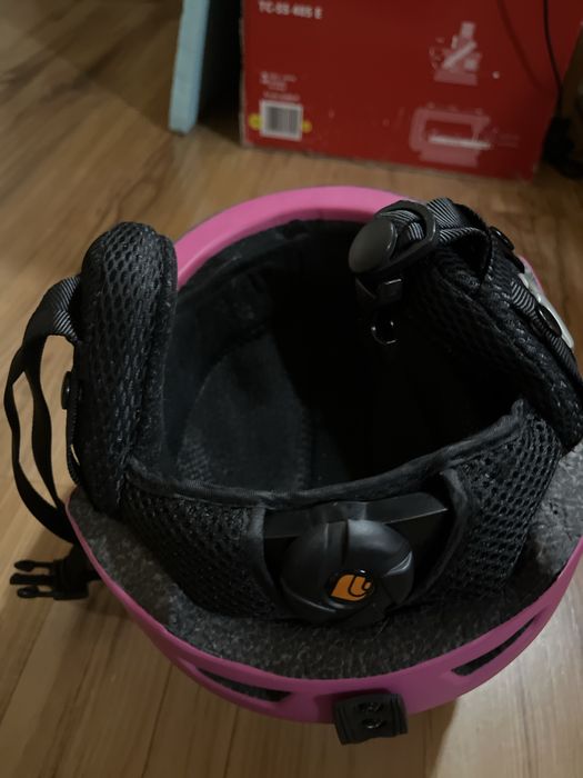 Детска ски каска