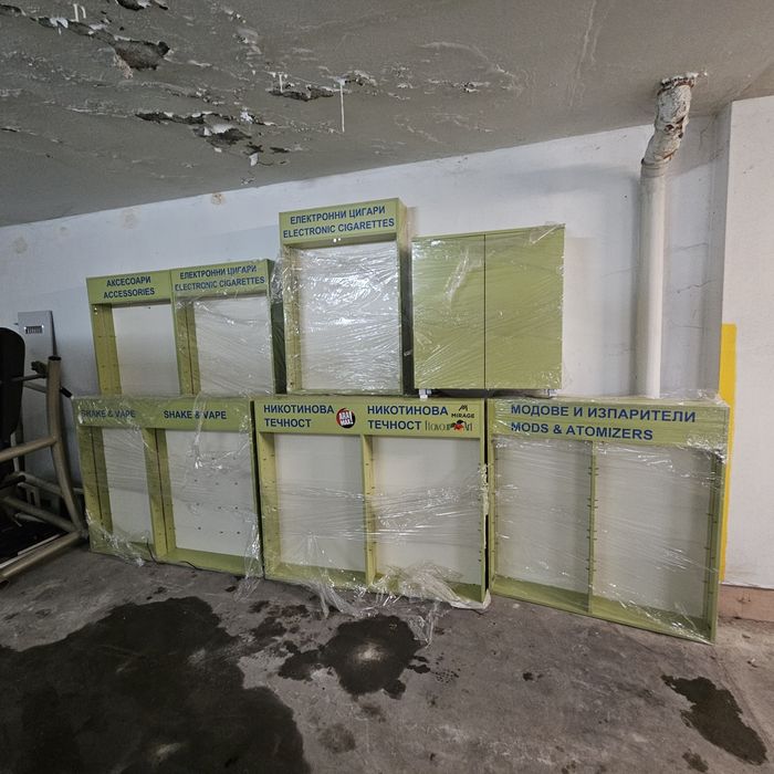 Стъклени витрини с LED осветление!