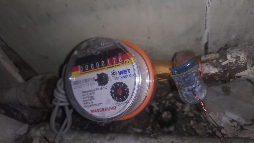 Установка и замена счётчиков горячей холодной воды,