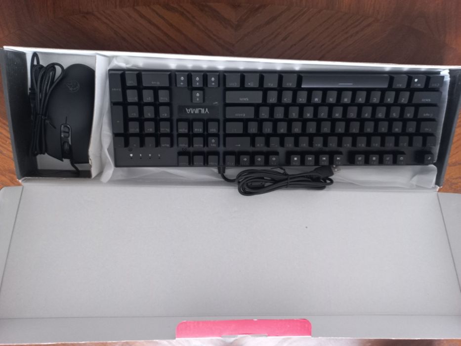 Клавиатура с подсветкой Игровая проводная RGB