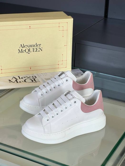 Adidasi Alexander Mcqueen noi !!! Marimi 36/40 !!!
