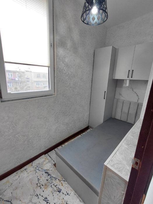 Срочно Чиланзар 20 Базарчик Продам 2 комнатную квартиру