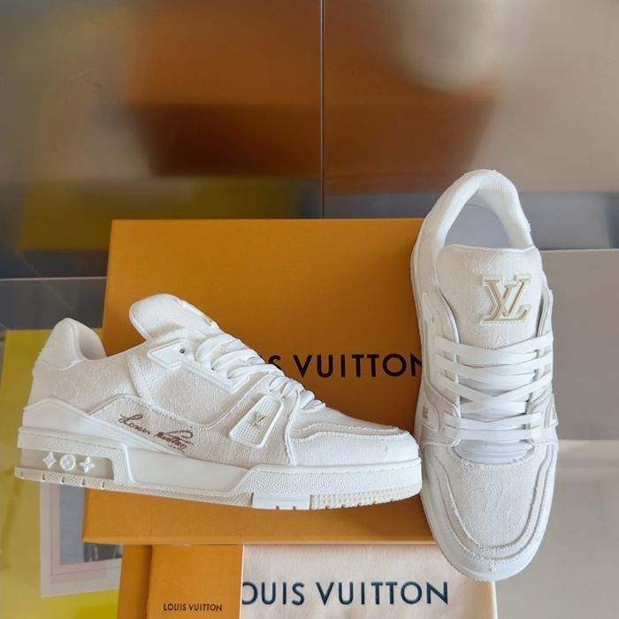 Adidasi Louis Vuitton Calitate Premium