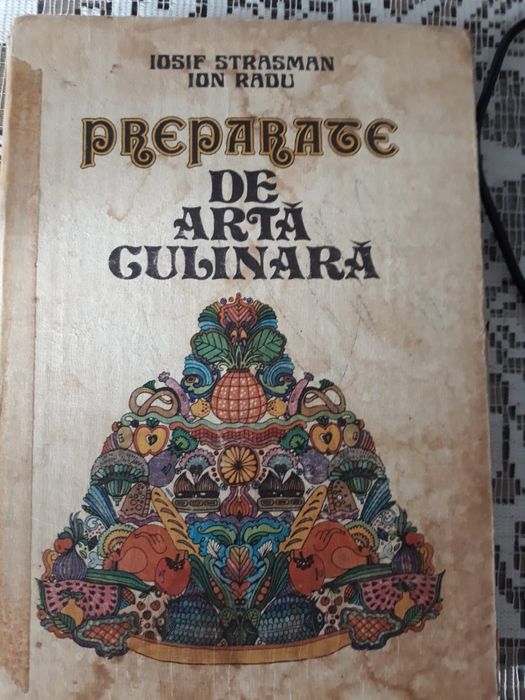 carte de bucate cu diverse rețete