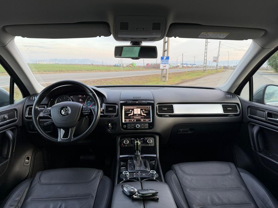 Vw Touareg 3.0 TDI 245cp 2015 Deosebit