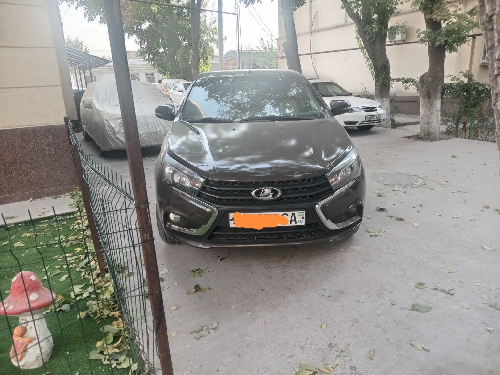 Lada vesta sedan 2020 yil