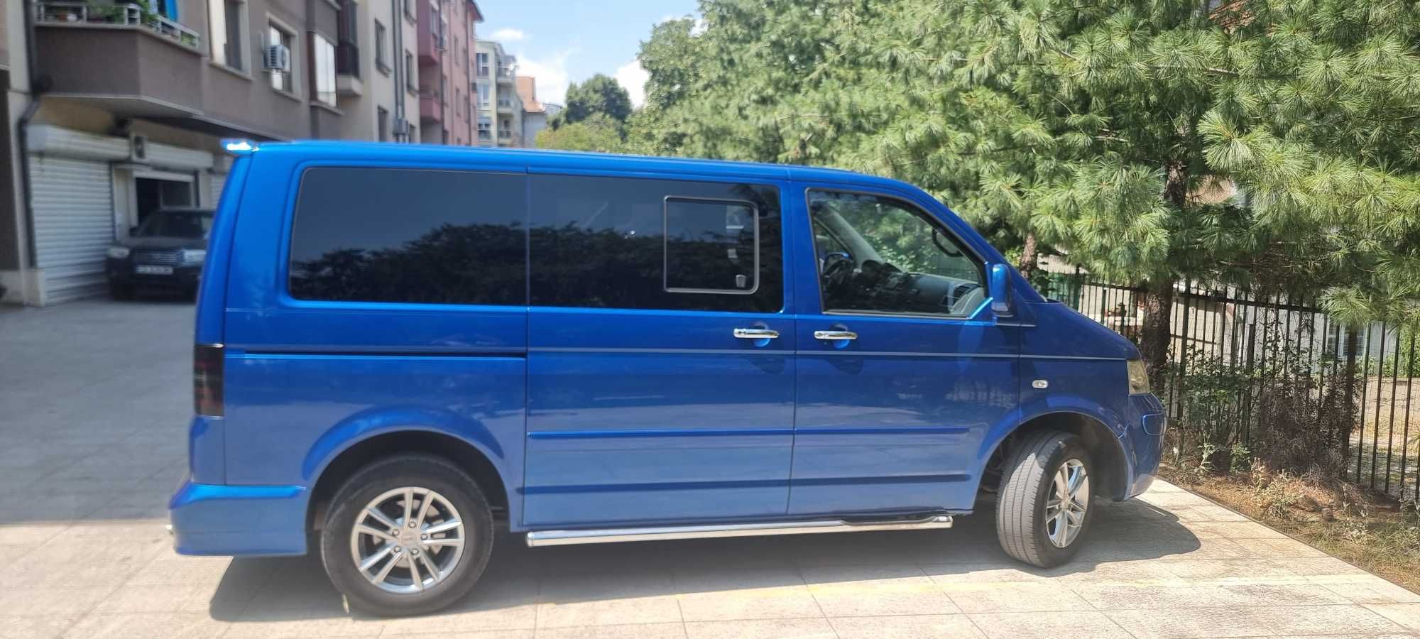 Volkswagen Transporter T5 2.5 TDI