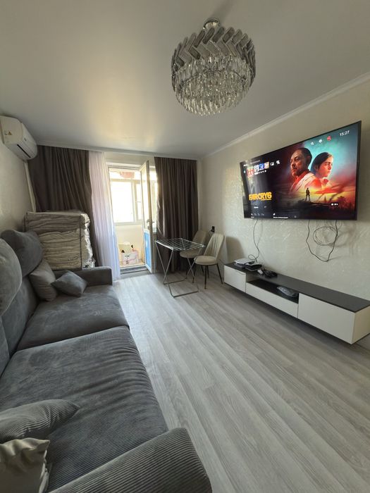 Продам 2-х комнатную квартиру в центре города.