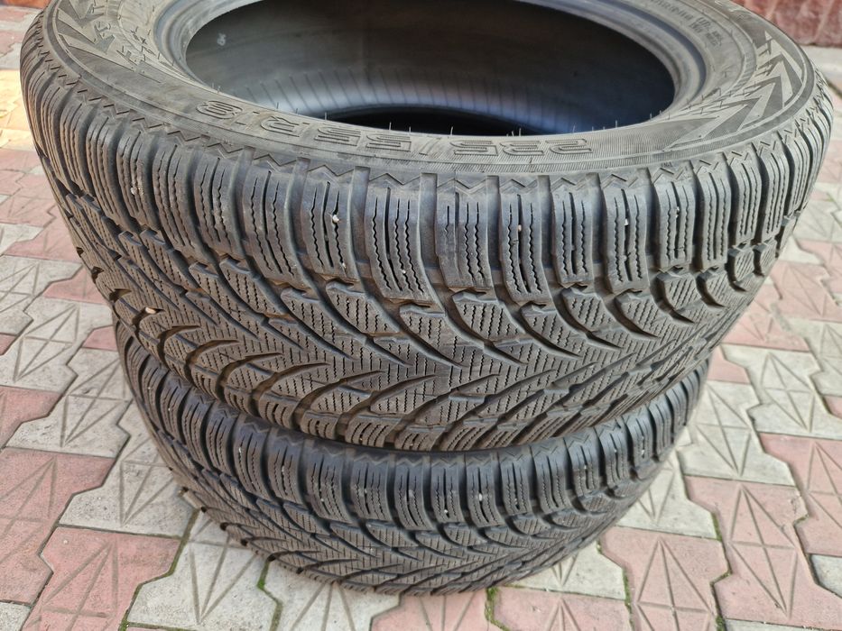 Anvelope Iarnă Nokian 235 55 18