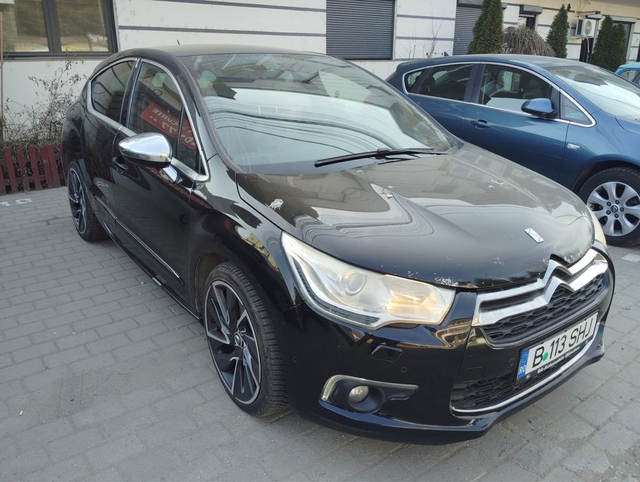 Vand Citroen DS4 / 1.6 Turbo / 2013  / avariat