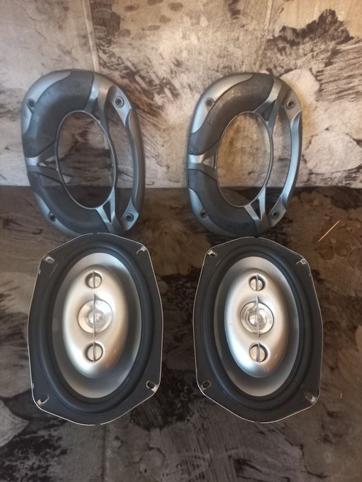 Авто тонколони Thunder