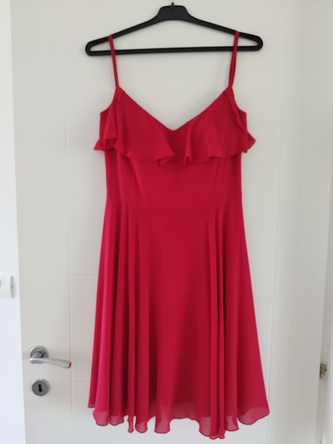 Rochie roșie de ocazie