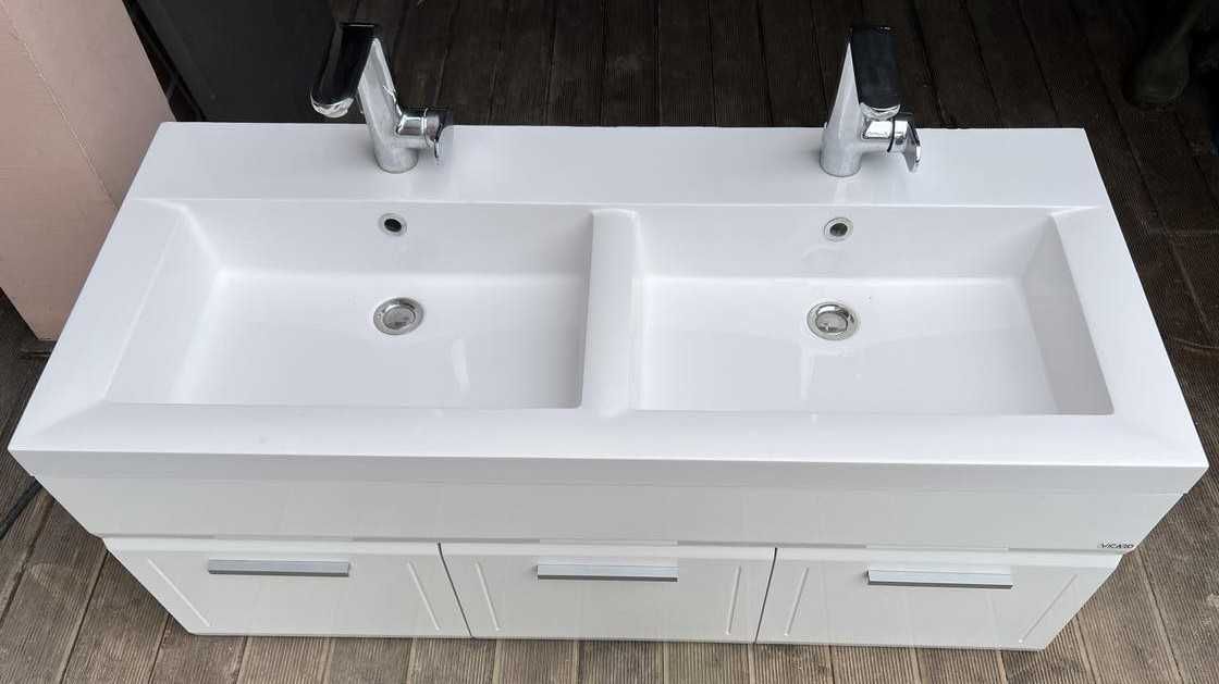 Долен шкаф за баня Vicard + Двойна мивка + 2бр. смесители Vidima