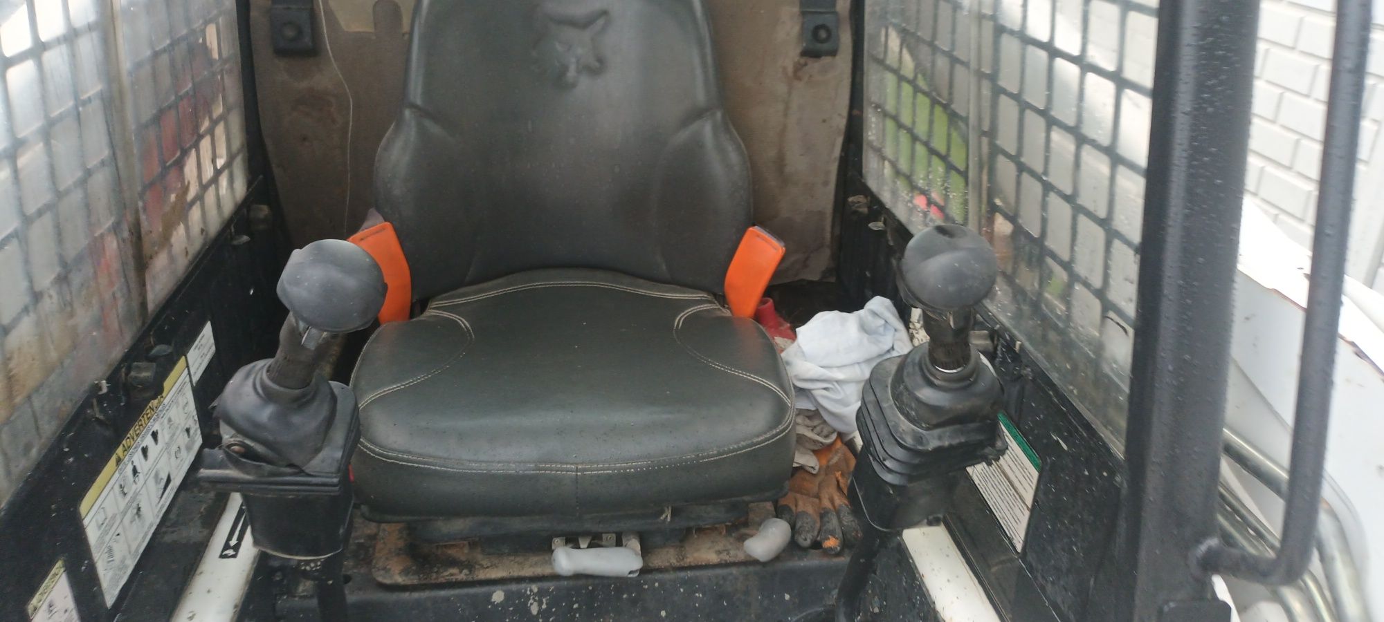 Miniincarcator bobcat s 150 cu 2000 de ore cu juystik