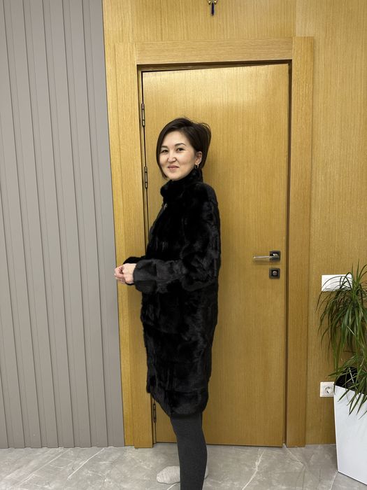 Шуба норковая трансформер черная размер М.