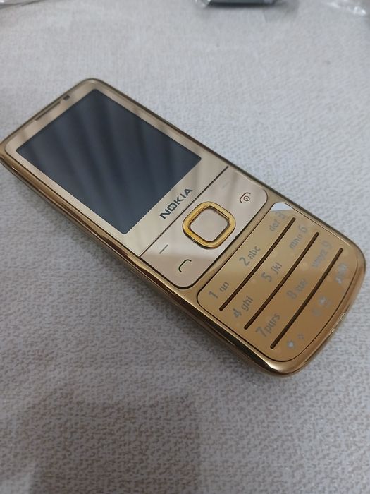 Nokia 6700 alo darajada