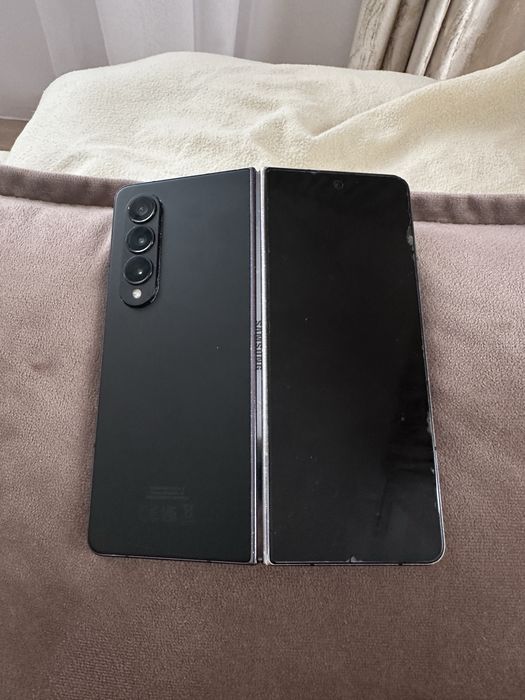 vand samsung Z fold 4