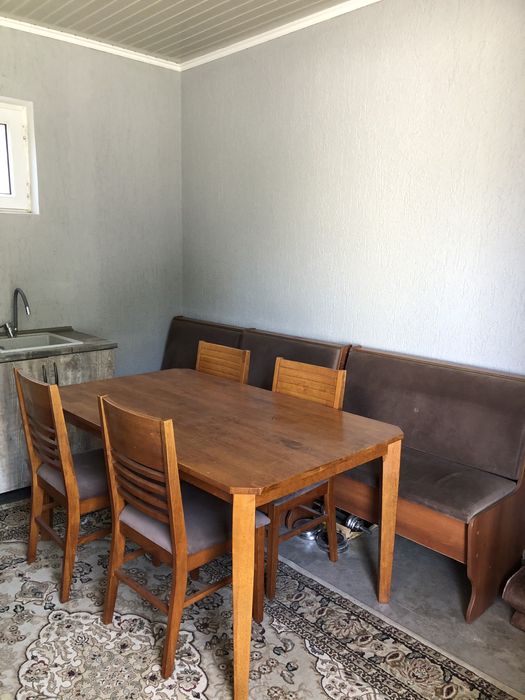 Кухонный уголок стол стулья