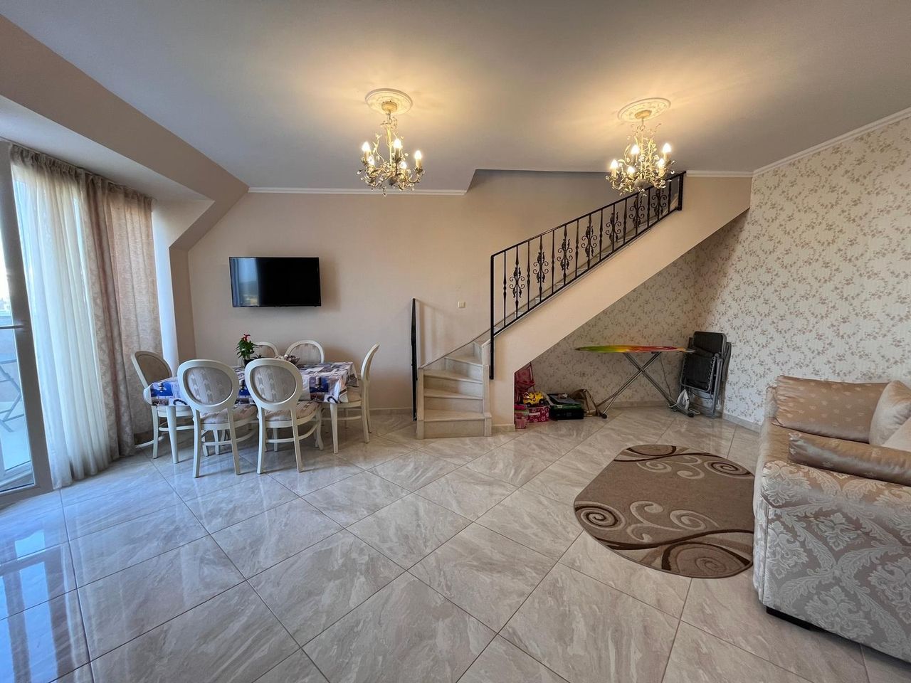 Продава се Четиристаен апартамент в к.к. Слънчев бряг - 134 кв.м за 1336 €/кв.м - Снимка #3