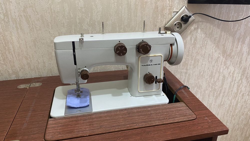 Машинка для шитья