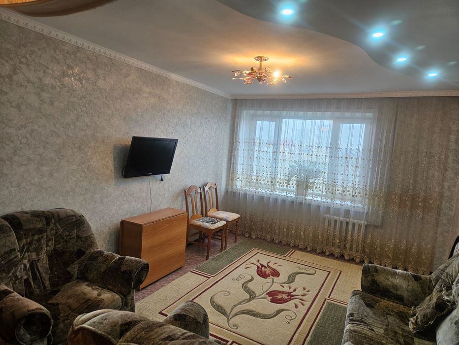 продам 2 комнатную квартиру в самом центре города